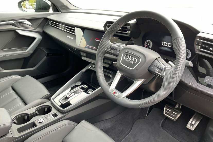 Audi A3 1.5 Tfsi Black Edition Sportback S Tron Green #6