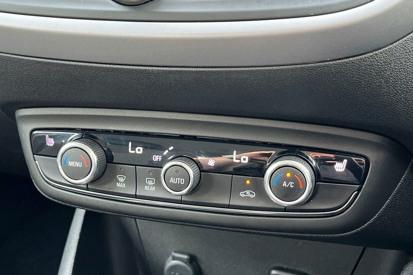 Vauxhall Crossland X Hatchback Black #27