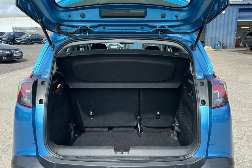 Vauxhall Crossland X Hatchback Black #9