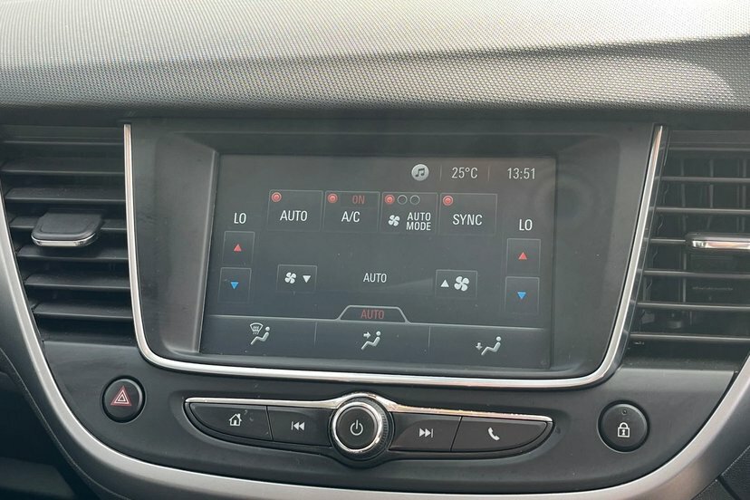 Vauxhall Crossland X Hatchback Black #22