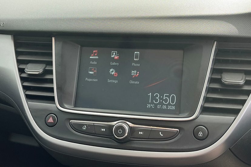 Vauxhall Crossland X Hatchback Black #19