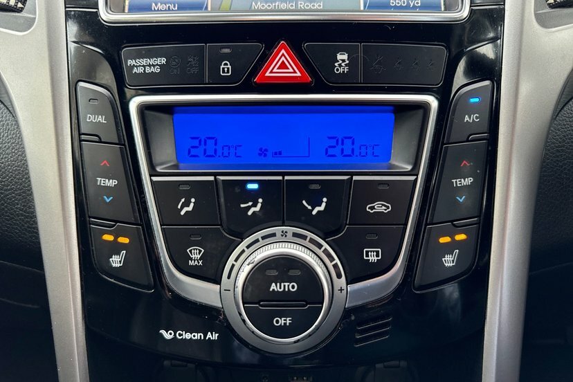 Hyundai I30 1.6 Crdi Premium  #18