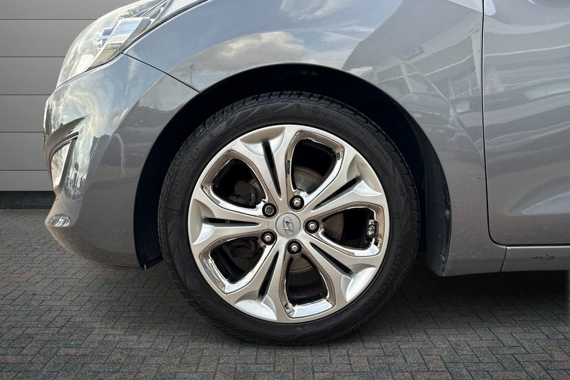 Hyundai I30 1.6 Crdi Premium  #5