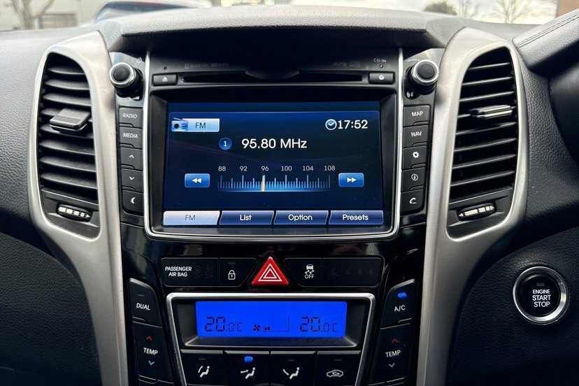 Hyundai I30 1.6 Crdi Premium  #14