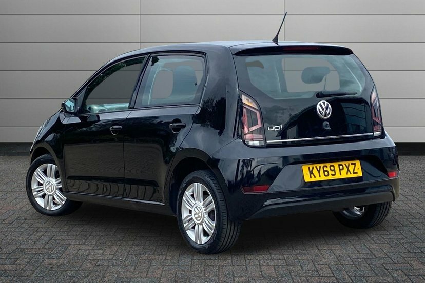 Volkswagen Up 1.0 High Up Hatchback 75 Ps Black #3