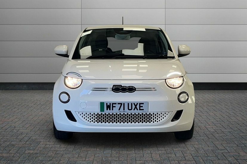 Fiat 500E 42Kwh Passion Hatchback 118 Ps White #6