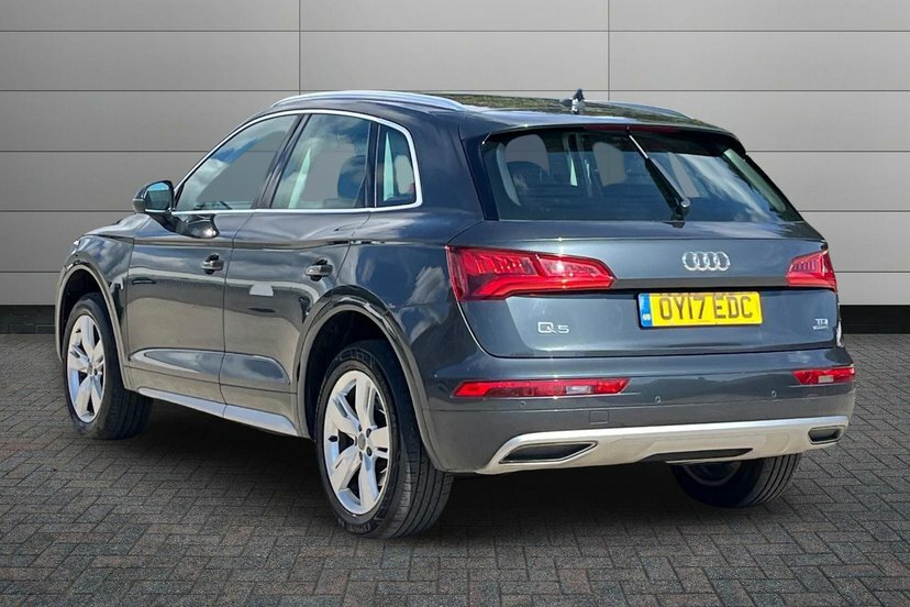 Audi Q5 Tfsi Quattro S Line Black #3