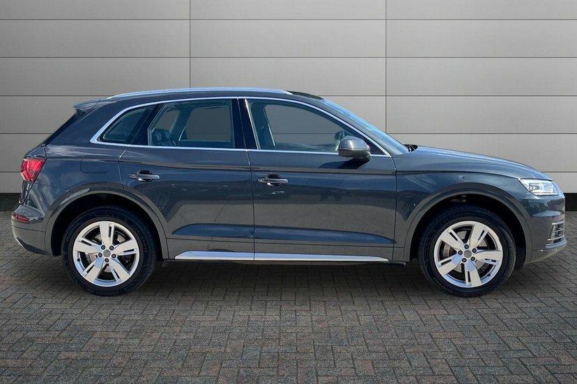 Audi Q5 Tfsi Quattro S Line Black #4