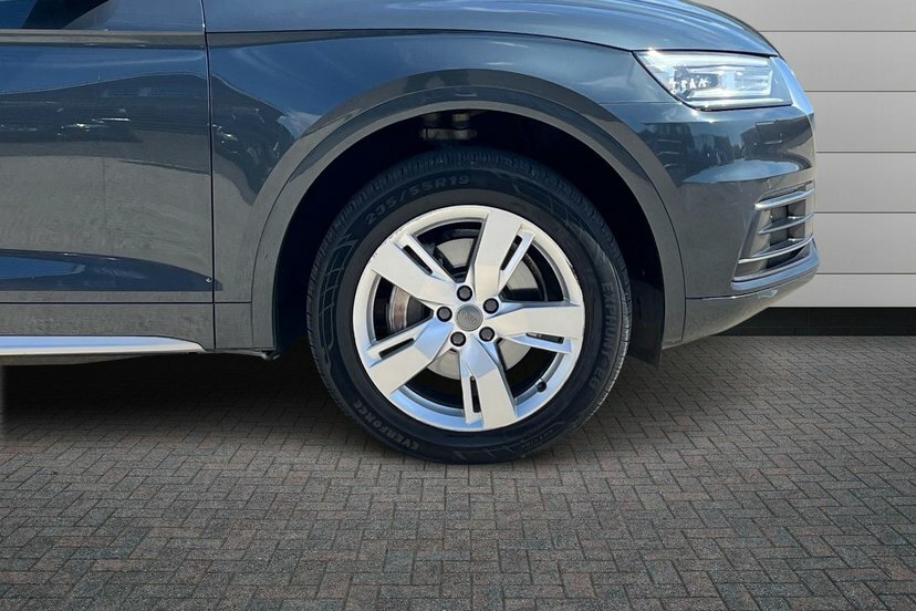Audi Q5 Tfsi Quattro S Line Black #5