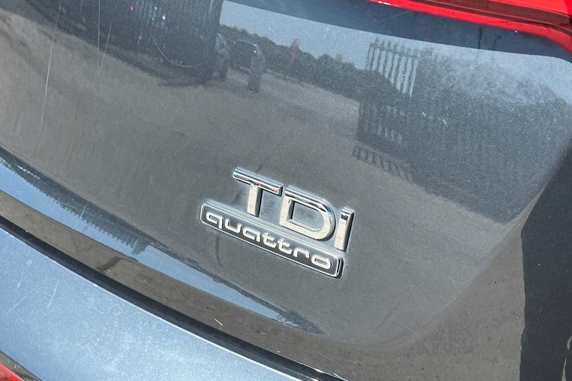 Audi Q5 Tfsi Quattro S Line Black #24