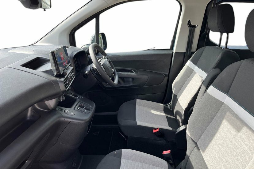 Citroen e-Berlingo 52Kwh Plus M Mpv 11Kw Charger Blue #2