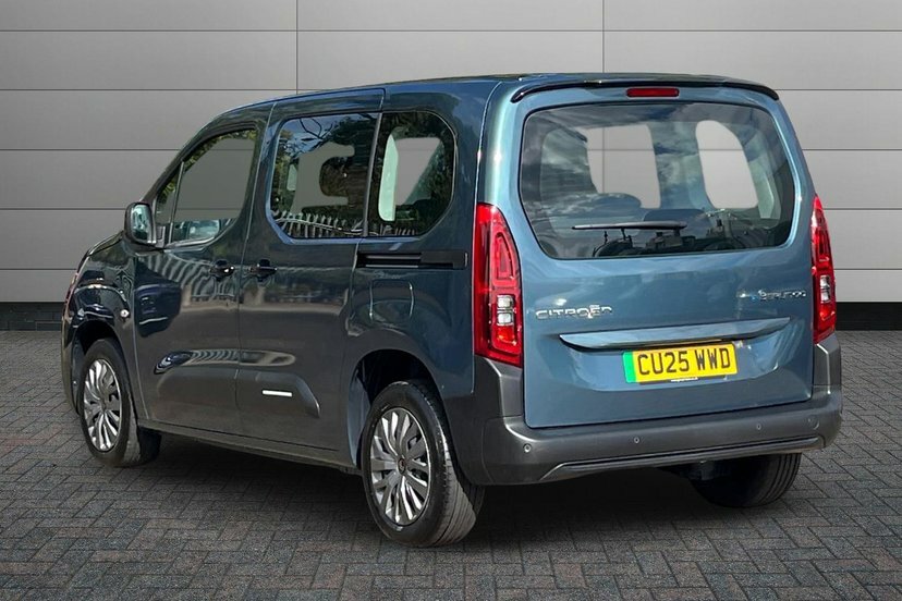 Citroen e-Berlingo 52Kwh Plus M Mpv 11Kw Charger Blue #3