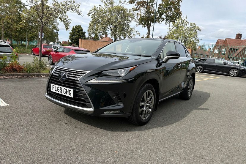 Lexus NX 2.5 300H Takumi Pan Silver #31