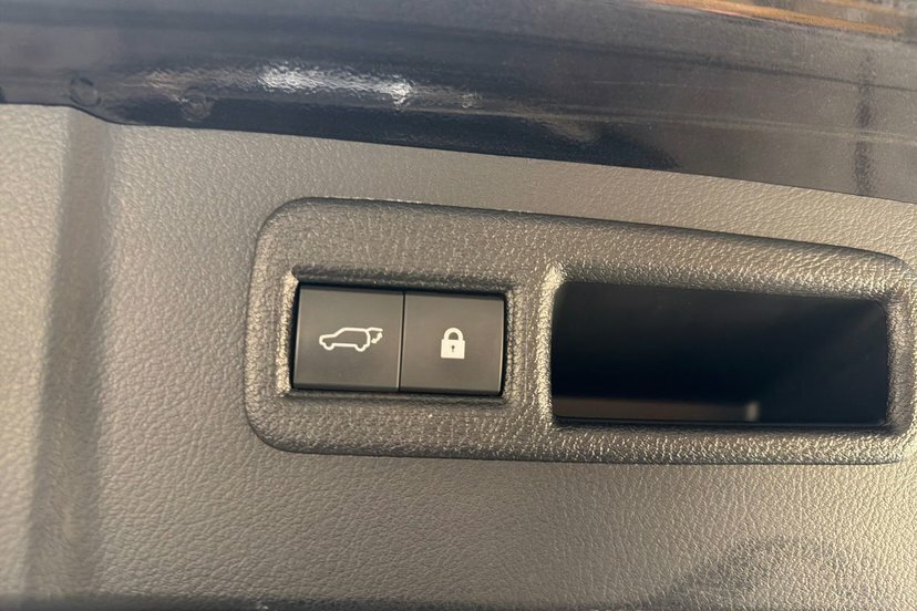 Lexus NX 2.5 300H Takumi Pan Silver #13