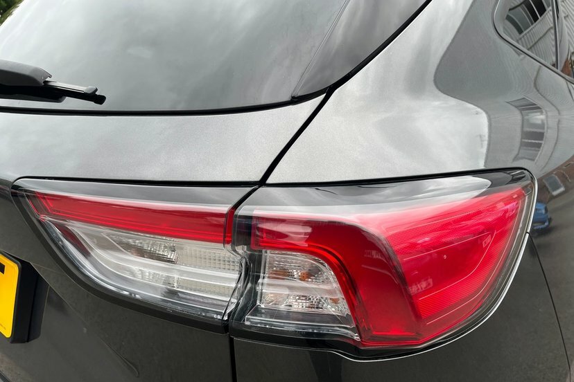 Ford Kuga 2.5L St-line X Red #23