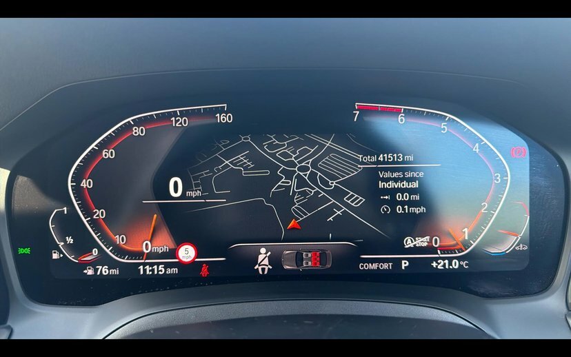 BMW 3 Series Saloon White #9