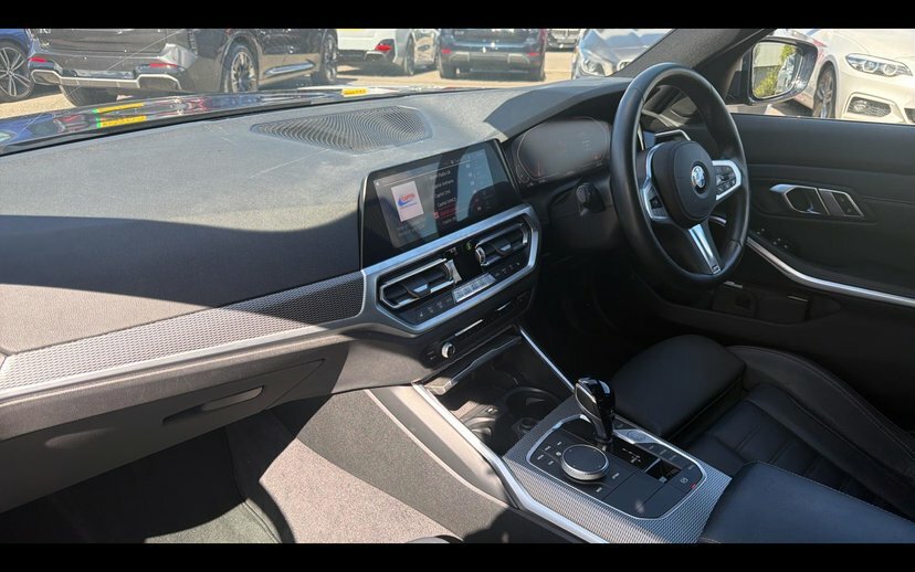 BMW 3 Series Saloon White #7