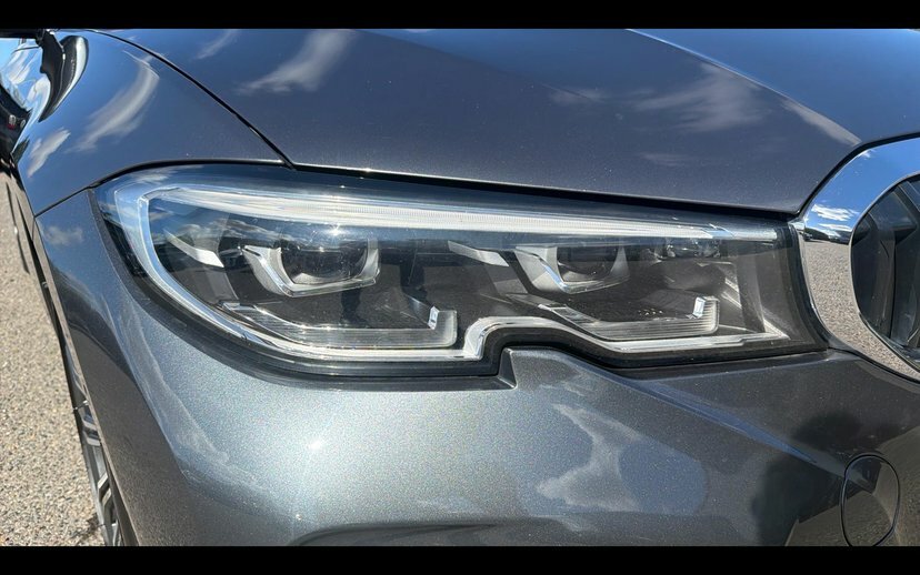 BMW 3 Series Saloon White #22