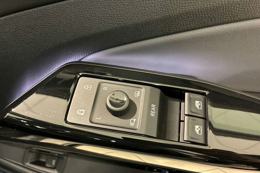 Volkswagen ID.4 Pro 77Kwh Match Grey #26