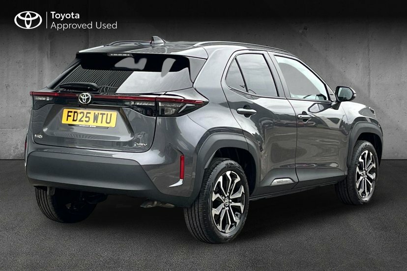Toyota Yaris Cross 1.5 Vvt-h Design Suv Hybrid E-cvt 116 Grey #2