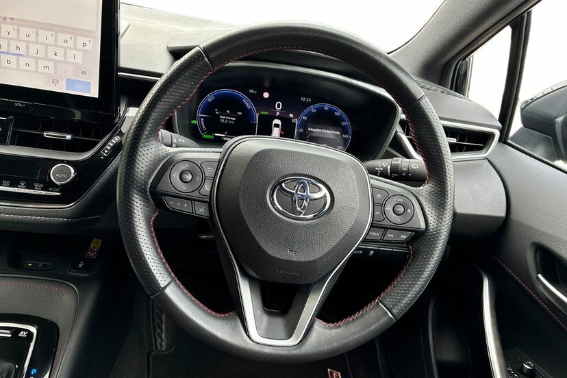 Toyota Corolla Icon Silver #8