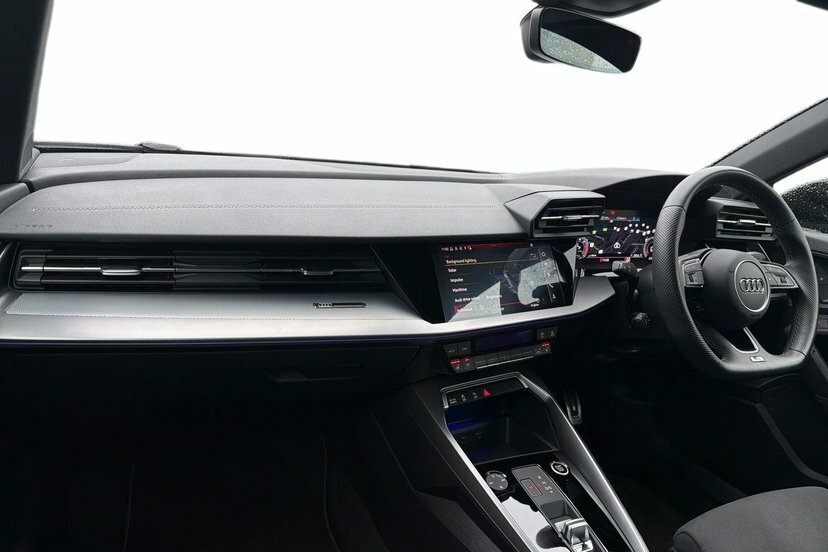 Audi A3 2.0 Tdi 35 Edition 1 Sportback S Tronic Grey #2