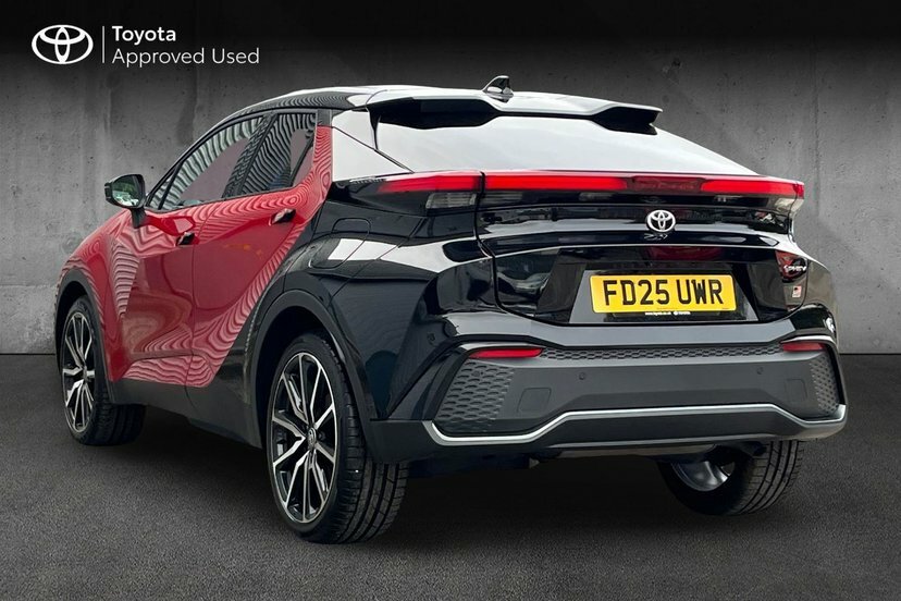 Toyota C-Hr 2.0 Vvt 13.6Kwh Gr Sport Suv Plug-in Hy #4