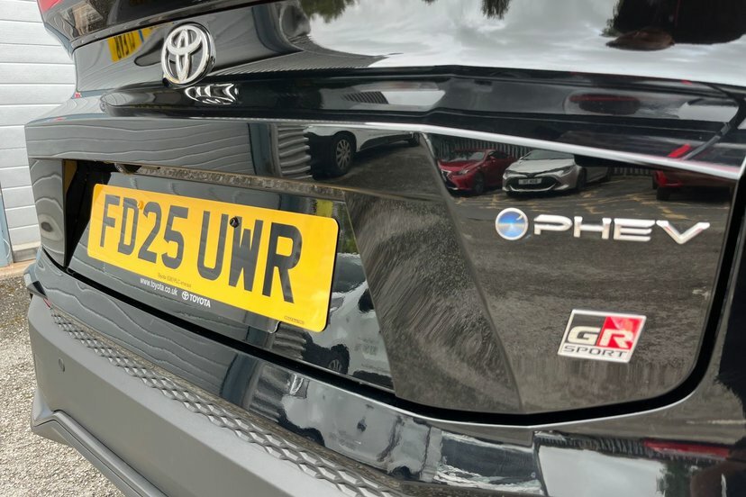 Toyota C-Hr Excel Grey #31
