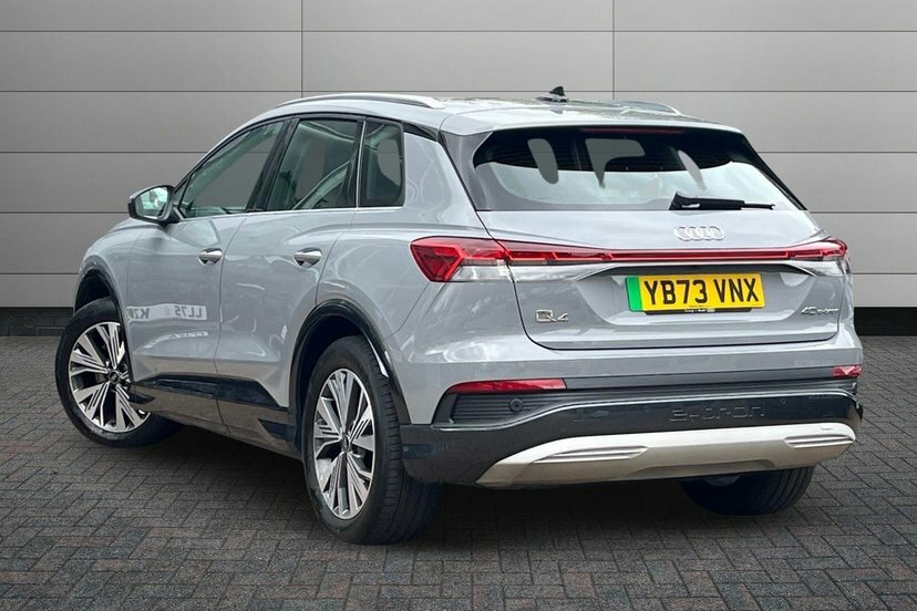 Audi Q4 E Tron 40 Sport Suv 82Kwh 204 Ps Grey #3