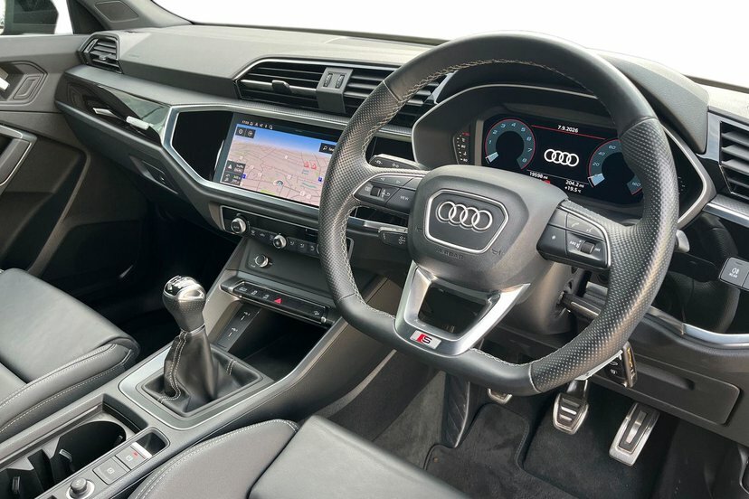 Audi Q3 1.5 Tfsi Cod 35 Black Edition Suv Manua Black #6