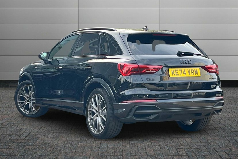 Audi Q3 1.5 Tfsi Cod 35 Black Edition Suv Manua Black #3