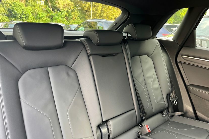 Audi Q3 45 Tfsi E Black Edition S Tronic Tech Pro Blue #21