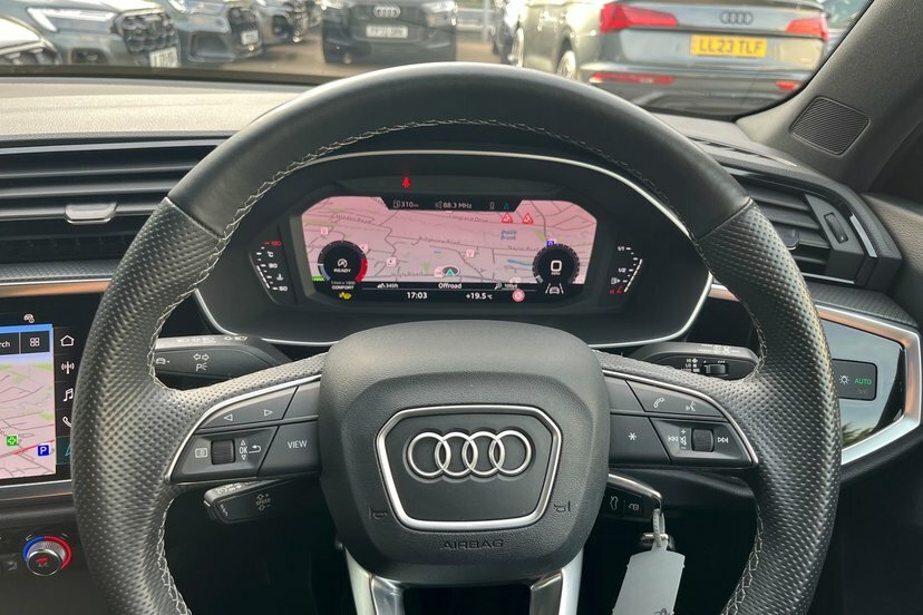 Audi Q3 45 Tfsi E Black Edition S Tronic Tech Pro Blue #15