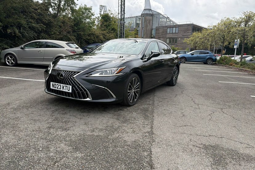Lexus ES 300H 2.5 Cvt Premium Edition Black #34