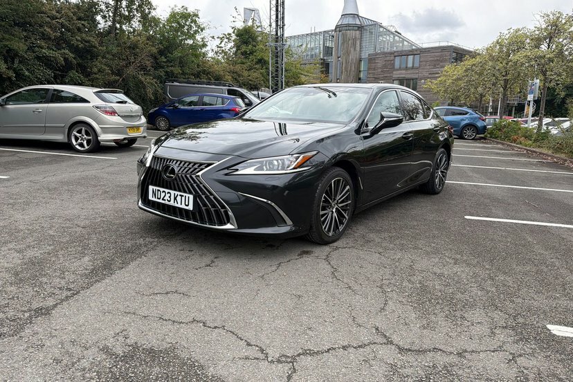 Lexus ES 300H 2.5 Cvt Premium Edition Black #13