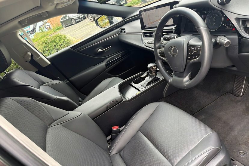 Lexus ES 300H 2.5 Cvt Premium Edition Black #24