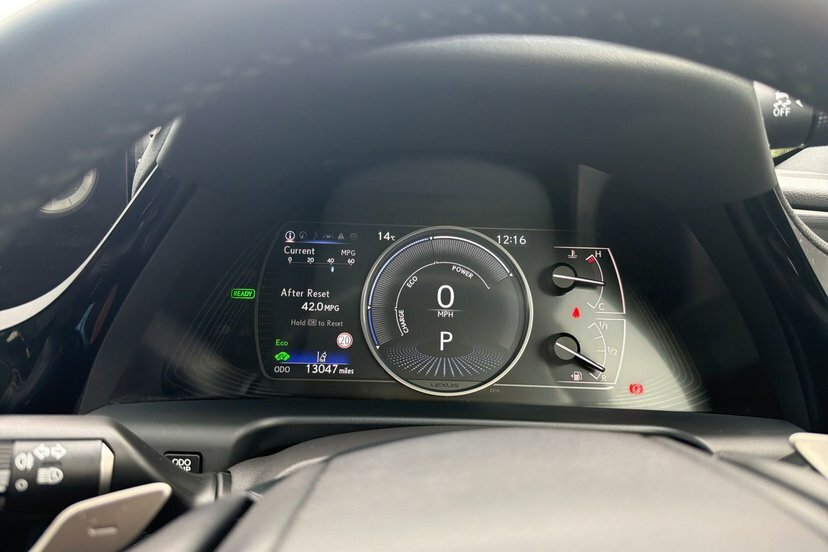 Lexus ES 300H 2.5 Cvt Premium Edition Black #17