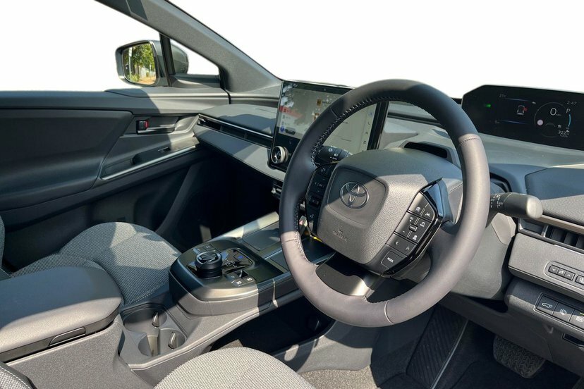 Toyota bZ4X Motion Silver #10