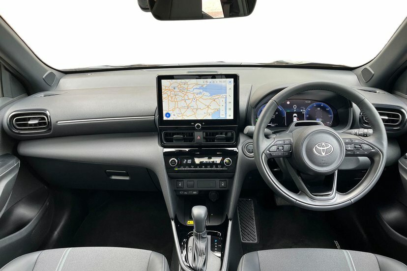 Toyota Yaris Cross 1.5 Vvt-h Excel E-cvt Black #5