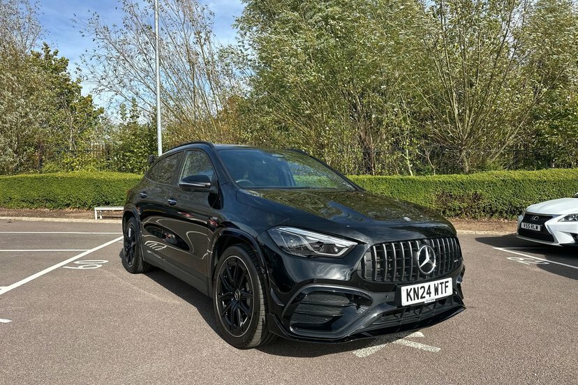 Mercedes-Benz GLA Class Amg Line Black #50