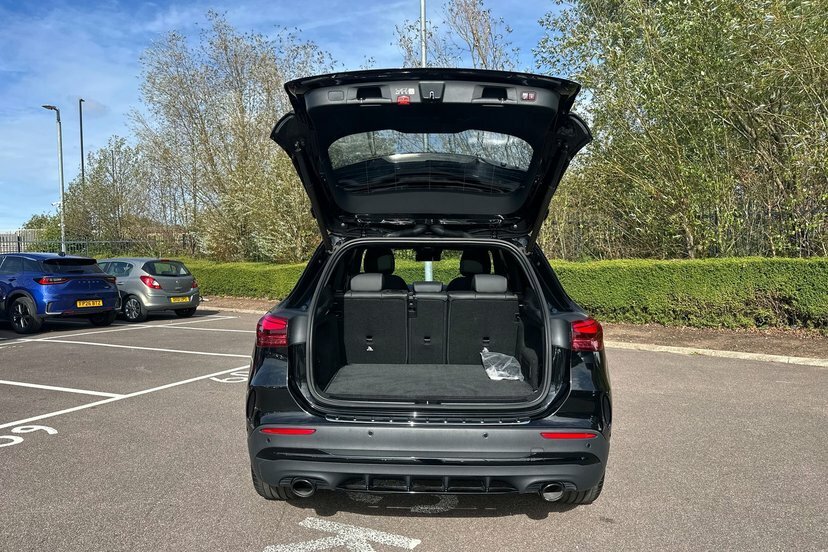 Mercedes-Benz GLA Class Amg Line Black #38
