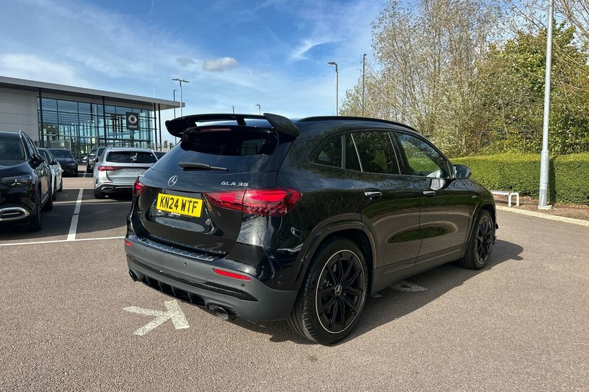 Mercedes-Benz GLA Class Amg Line Black #34