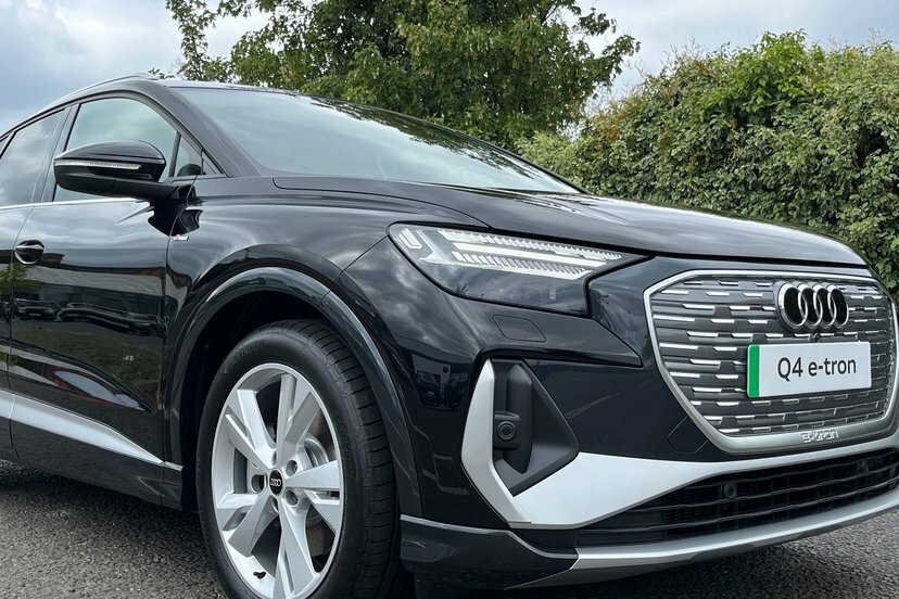 Audi Q4 E Tron 45 Black Edition 5-Door 82Kwh Black #52