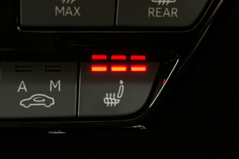 Audi Q4 E Tron 45 Black Edition 5-Door 82Kwh Black #17