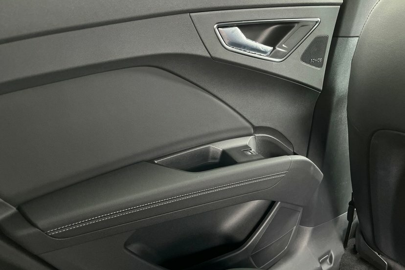 Audi Q4 E Tron 45 Black Edition 5-Door 82Kwh Black #43