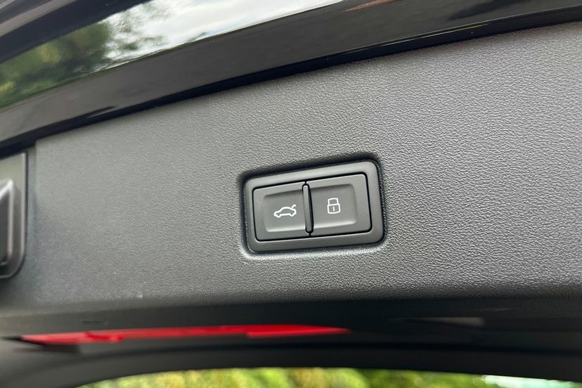 Audi Q4 E Tron 45 Black Edition 5-Door 82Kwh Black #47