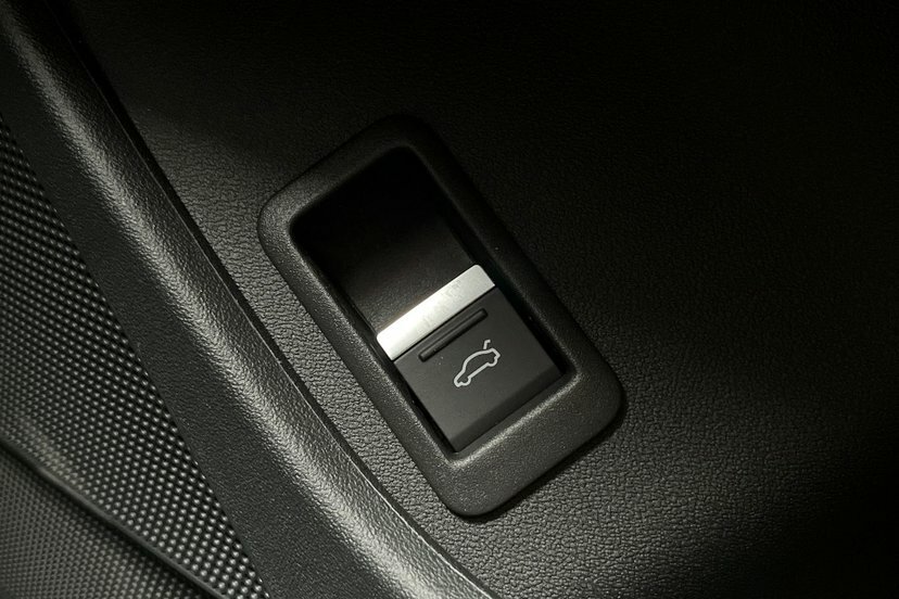 Audi Q4 E Tron 45 Black Edition 5-Door 82Kwh Black #32