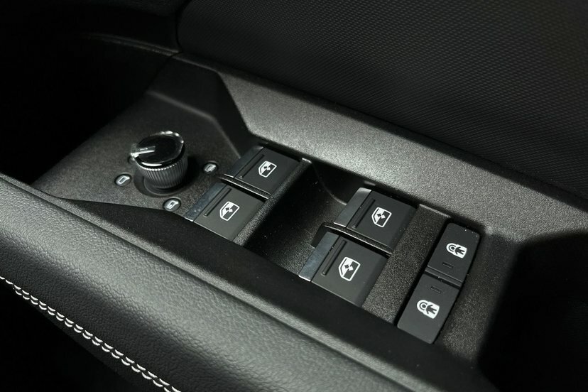 Audi Q4 E Tron 45 Black Edition 5-Door 82Kwh Black #31