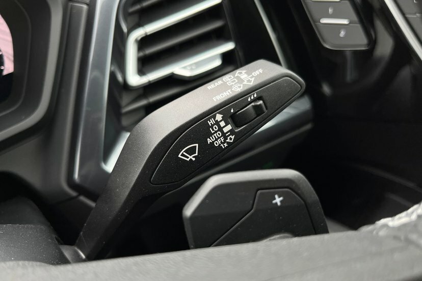 Audi Q4 E Tron 45 Black Edition 5-Door 82Kwh Black #26