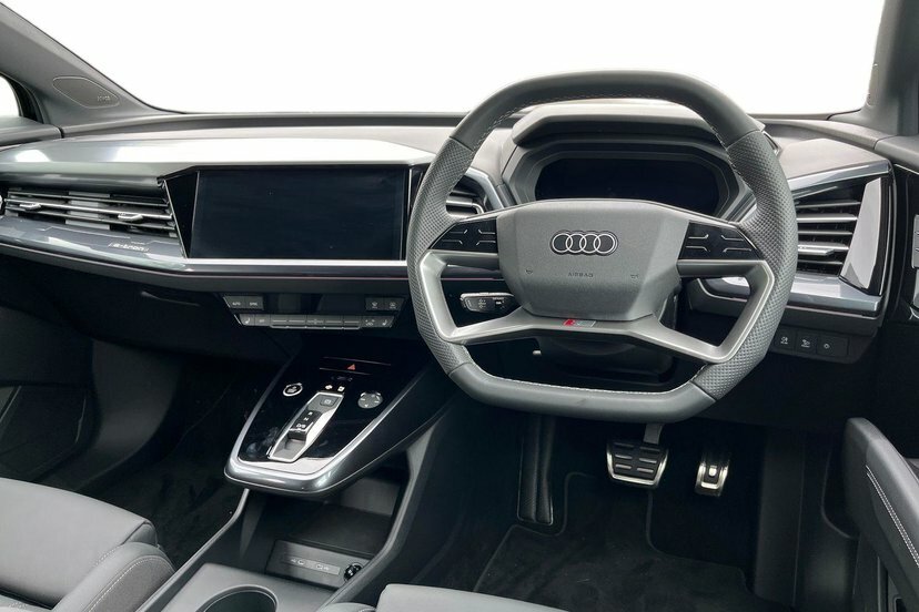 Audi Q4 E Tron 45 S Line 82Kwh Black #6